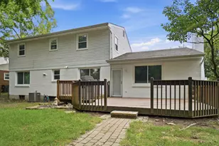 11962 Cedarcreek Dr, Springfield Township, OH 45240 - Photo 5