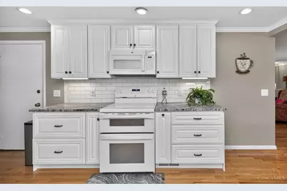 9358 Gina Drive, West Chester, OH 45069 - Photo 11