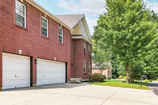 6025 Wild Flower Ct, Liberty Township, OH 45011 - Photo 3