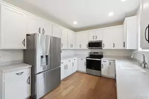 1325 Tecumseh Dr, Hamilton Township, OH 45039 - Photo 9