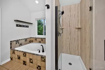 10203 Meadowknoll Drive, Symmes Township, OH 45140 - Photo 23