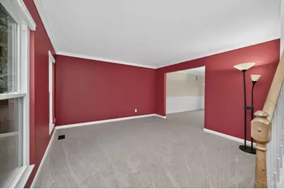 10203 Meadowknoll Drive, Symmes Township, OH 45140 - Photo 7
