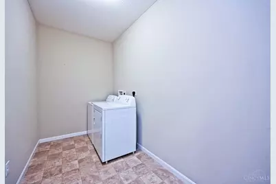 1006 Chatham Lane, Pierce Township, OH 45245 - Photo 27
