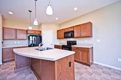 1006 Chatham Lane, Pierce Township, OH 45245 - Photo 11