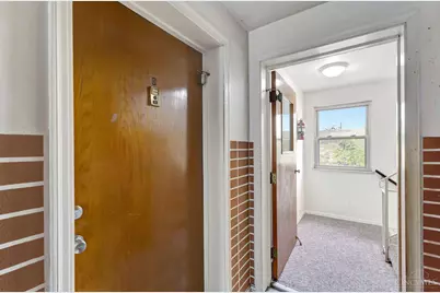 3331 Parkcrest Lane, Cincinnati, OH 45211 - Photo 13