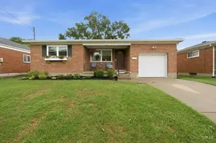 618 Ivyhill Dr, Delhi Township, OH 45238 - Photo 1