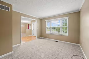2899 Creekside Dr, Fairfield Township, OH 45011 - Photo 13