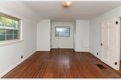 5941 Wayside Avenue, Cincinnati, OH 45230 - Photo 11