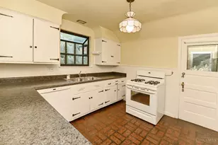 5941 Wayside Ave, Cincinnati, OH 45230 - Photo 9