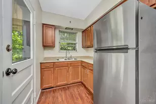 1085 Church Ave, Glendale, OH 45246 - Photo 13