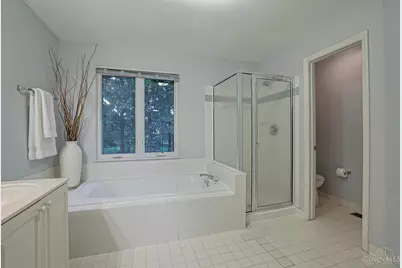 4801 Forest Meadows Court, Union Township, OH 45244 - Photo 27