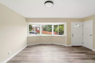 2751 Pickmeier Ln, Cincinnati, OH 45211 - Photo 13