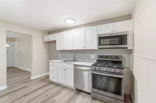 2751 Pickmeier Ln, Cincinnati, OH 45211 - Photo 15