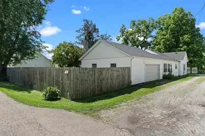 125 W Fancy, Blanchester, OH 45107 - Photo 5