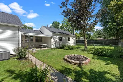 125 W Fancy, Blanchester, OH 45107 - Photo 7