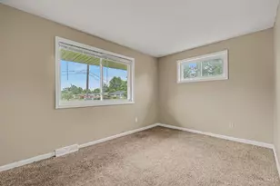 10253 Jasmine Ct, Woodlawn, OH 45215 - Photo 9