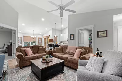 1904 Tipperary Drive, Middletown, OH 45042 - Photo 7