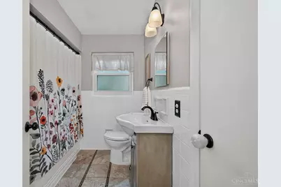 1738 Bloomingdale Avenue, Cincinnati, OH 45230 - Photo 13