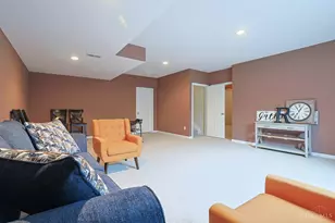 1704 Harmon Dr, Wyoming, OH 45215 - Photo 27