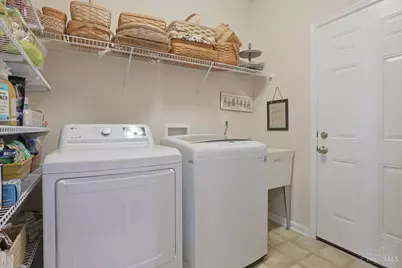 1704 Harmon Drive, Wyoming, OH 45215 - Photo 21