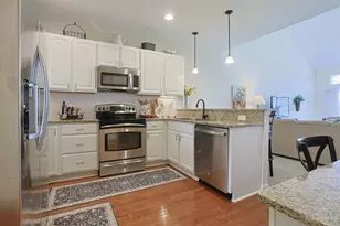 1704 Harmon Dr, Wyoming, OH 45215 - Photo 9
