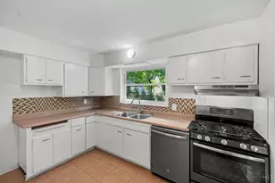 10392 Humphrey Rd, Symmes Township, OH 45242 - Photo 11