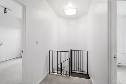 561 Milton Street #D, Cincinnati, OH 45202 - Photo 23