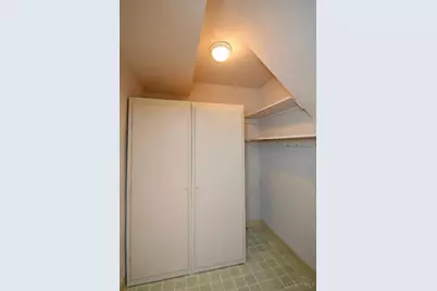 945 Parkside Place, Cincinnati, OH 45202 - Photo 35