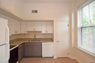 945 Parkside Pl, Cincinnati, OH 45202 - Photo 21