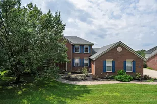 5593 Eden Ridge Dr, Green Township, OH 45247 - Photo 3
