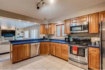 5558 Foxrun Court, Cincinnati, OH 45239 - Photo 13