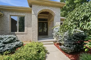 5518 Grand Legacy Dr, Hamilton Township, OH 45039 - Photo 7