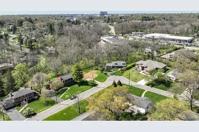 8800 Sandymar Drive, Sycamore Township, OH 45242 - Photo 7