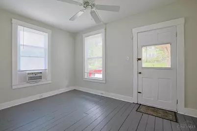 558 Missouri Avenue, Cincinnati, OH 45226 - Photo 5
