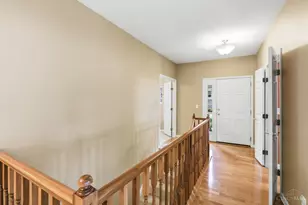 7886 Bridge Point Dr, Cincinnati, OH 45248 - Photo 3