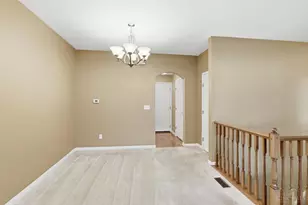 7886 Bridge Point Dr, Cincinnati, OH 45248 - Photo 9