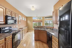 7886 Bridge Point Dr, Cincinnati, OH 45248 - Photo 15