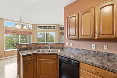 7886 Bridge Point Drive, Cincinnati, OH 45248 - Photo 17