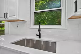 12022 Kenn Rd, Springdale, OH 45240 - Photo 15