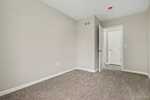 2637 Grover Hill Ave, Cincinnati, OH 45212 - Photo 15