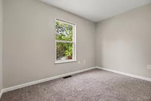 2637 Grover Hill Ave, Cincinnati, OH 45212 - Photo 21