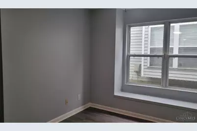 210 Elmwood Drive, Springboro, OH 45066 - Photo 9