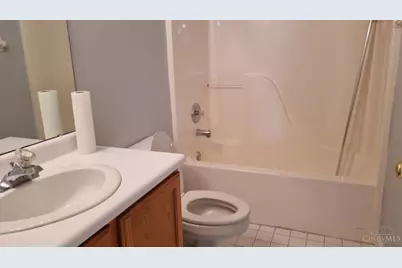 210 Elmwood Drive, Springboro, OH 45066 - Photo 11
