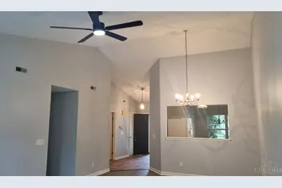 210 Elmwood Drive, Springboro, OH 45066 - Photo 3