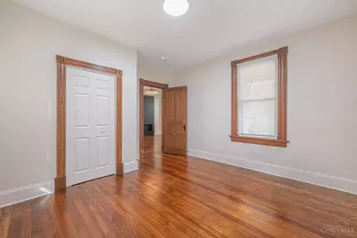 2728 Silverleaf Avenue, Cincinnati, OH 45212 - Photo 11