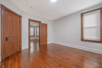 2728 Silverleaf Avenue, Cincinnati, OH 45212 - Photo 17