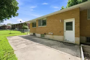 4354 Cloverhill Terrace, Delhi Township, OH 45238 - Photo 35