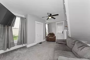 254 John St, Hillsboro, OH 45133 - Photo 5
