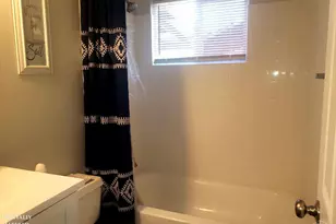 9884 Dunraven Dr, Colerain Township, OH 45251 - Photo 7