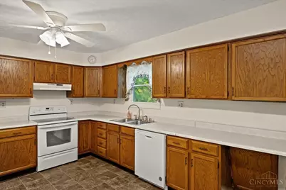 2292 State Route 132, Pleasant Plain, OH 45162 - Photo 11